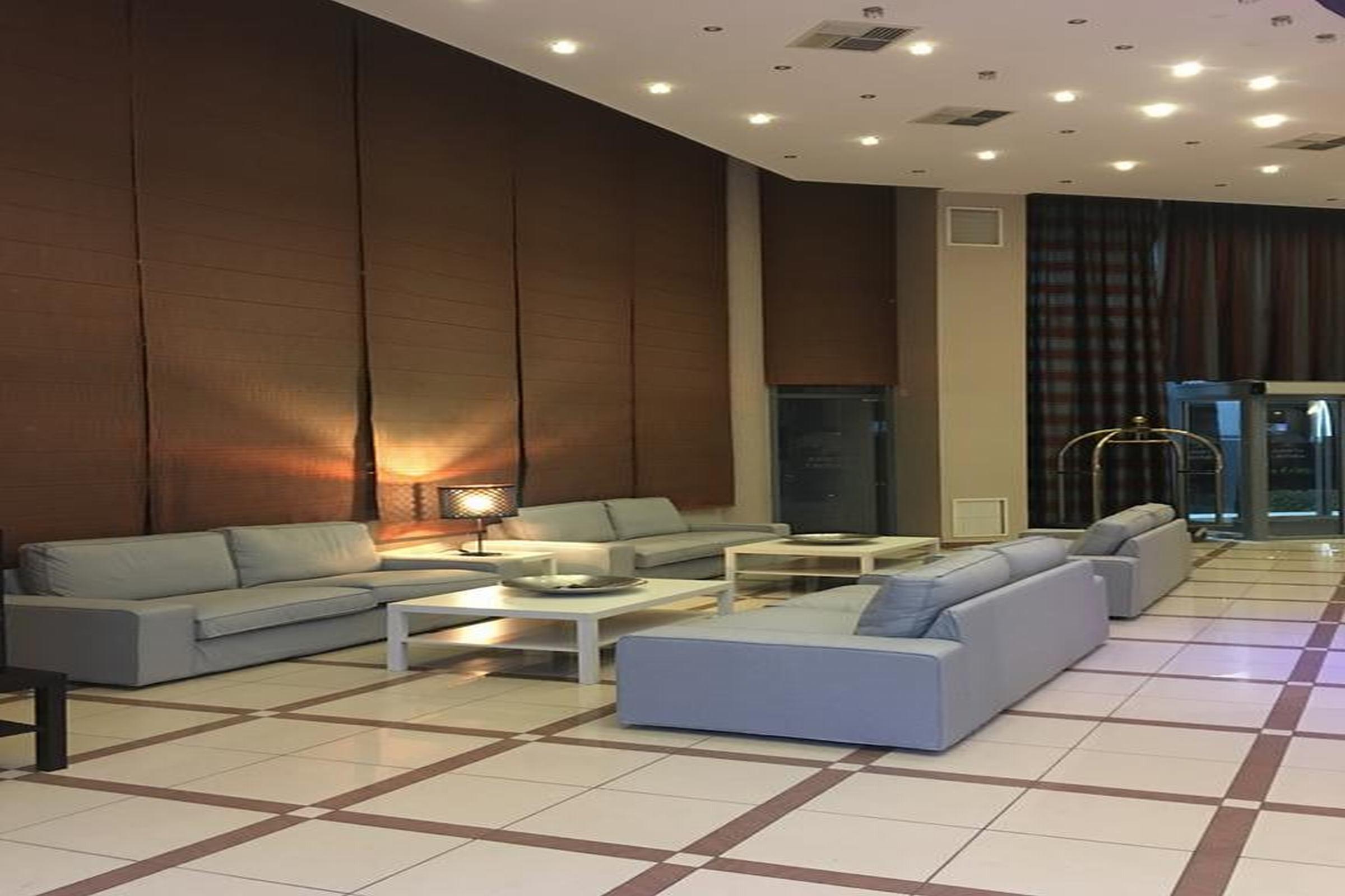 ת'רמי Athina Airport Hotel מראה חיצוני תמונה